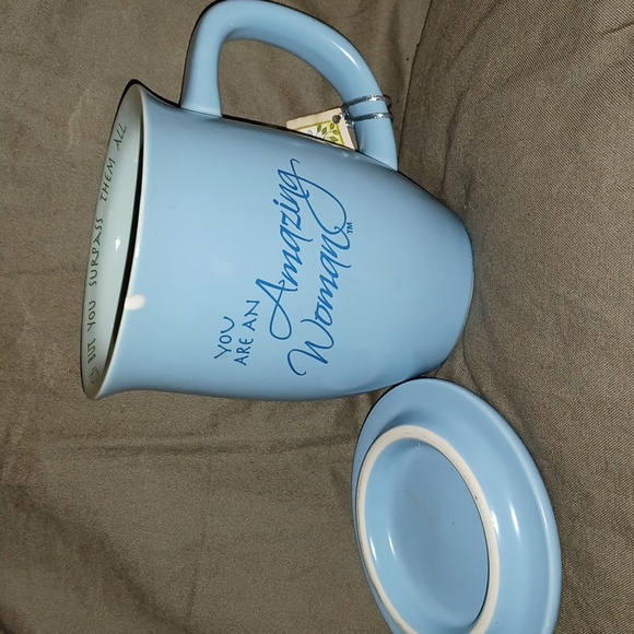 You are an amazing woman mug (010924C). - Picture 5 of 8